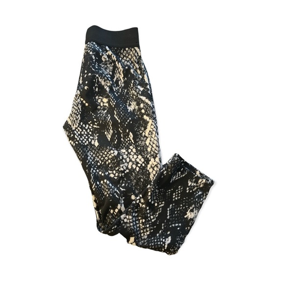 Sport leggings white and  black - Picture 2 of 3